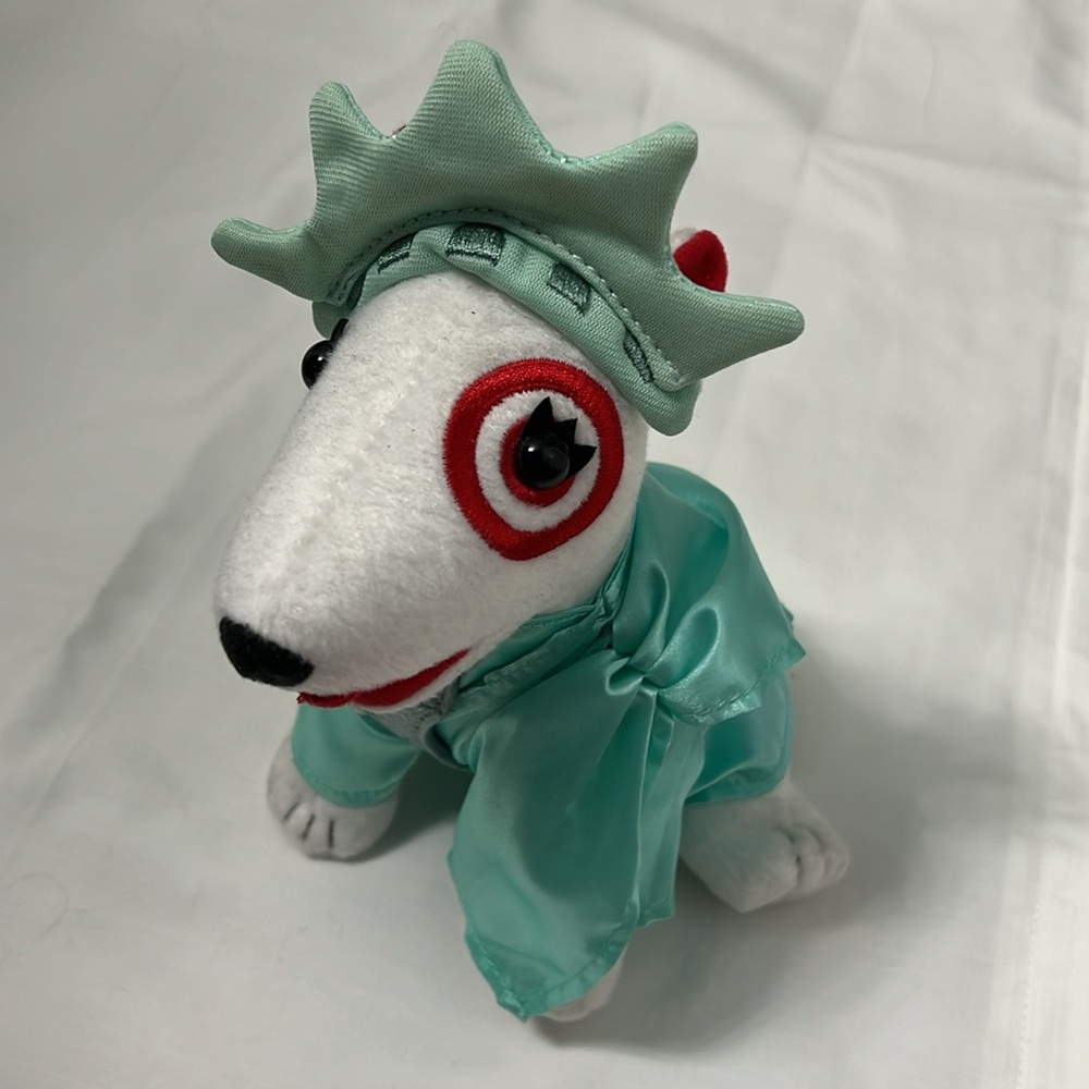 Target 2017 Statue of Liberty plush dog